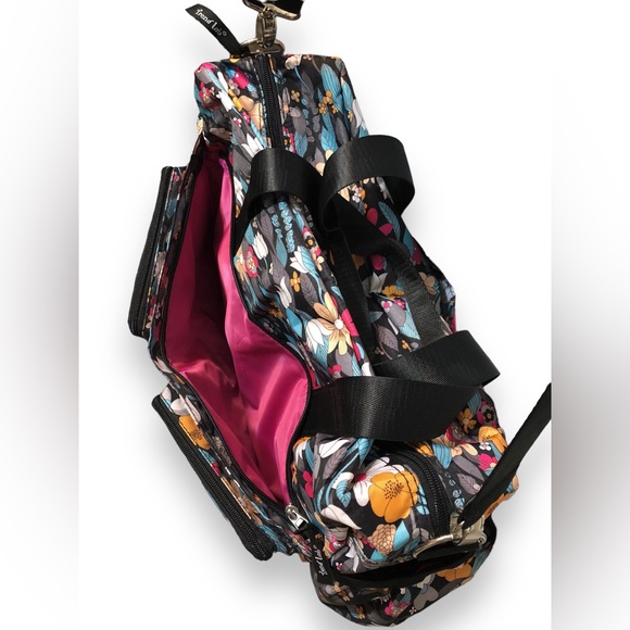 TREND LAB Floral Print Diaper Duffle Bag - Picture 7 of 8